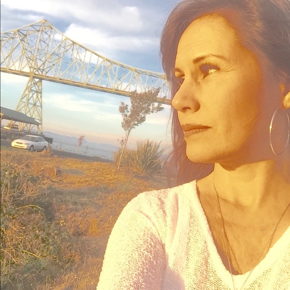 🌴Meet your Posher, Mimi🌴 - Picture 1 of 8